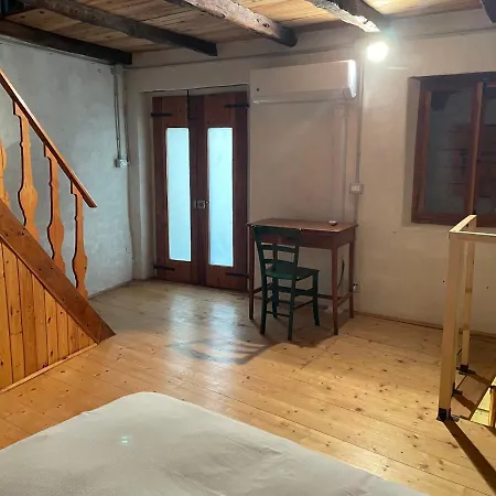 La Casa Della Nonna Apartman *